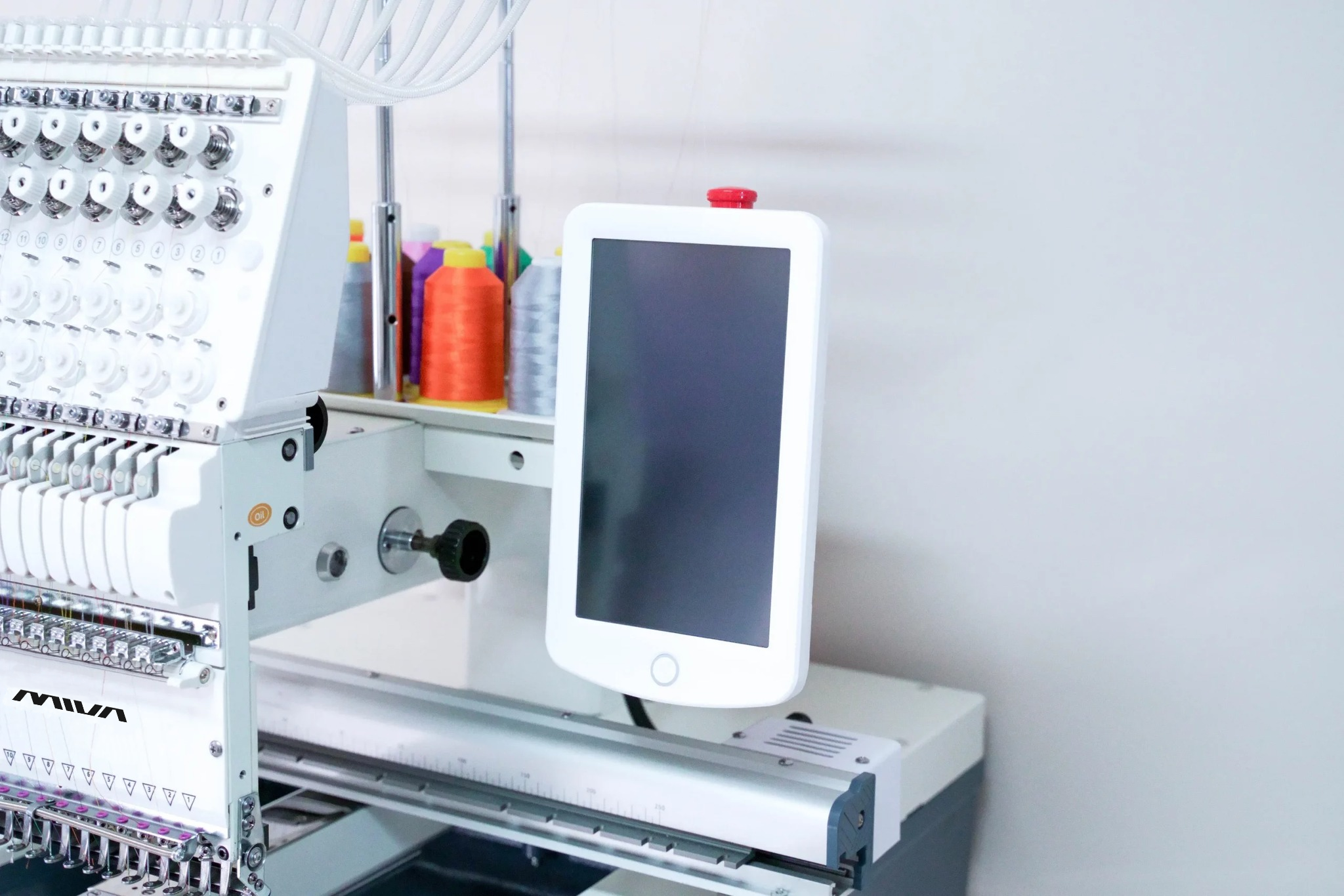 MS-1501T MIVA - Mașină de brodat Industrială computerizată multiace, cu tăietor automat de ață