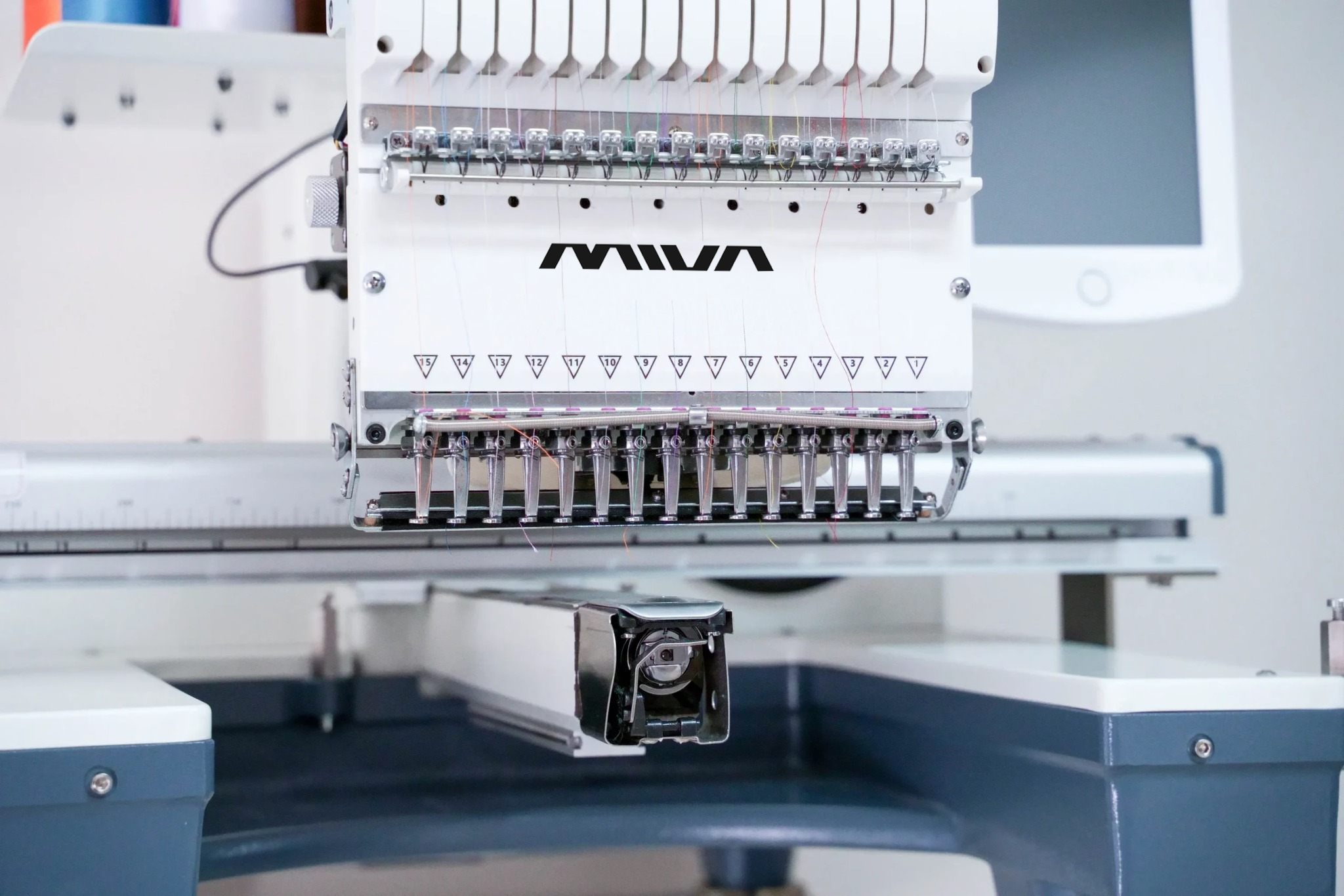 MS-1501T MIVA - Mașină de brodat Industrială computerizată multiace, cu tăietor automat de ață