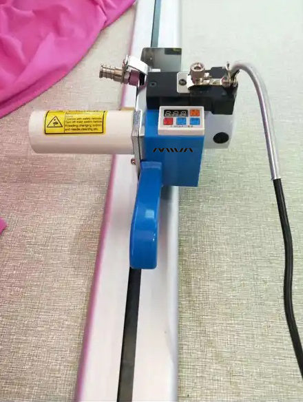 MS-2DB MIVA - Mașină automată de tăiat pentru materiale textile, tăiere automată, fără masă